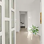 Anakatarina * פורץ