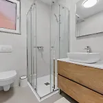 Anakatarina פורץ