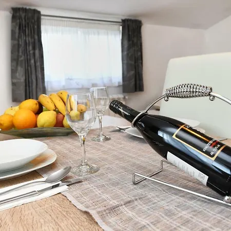 Anakatarina Apartman *