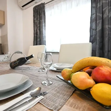 Anakatarina Πόρετς