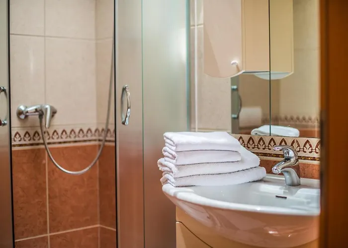 Anakatarina Пореч